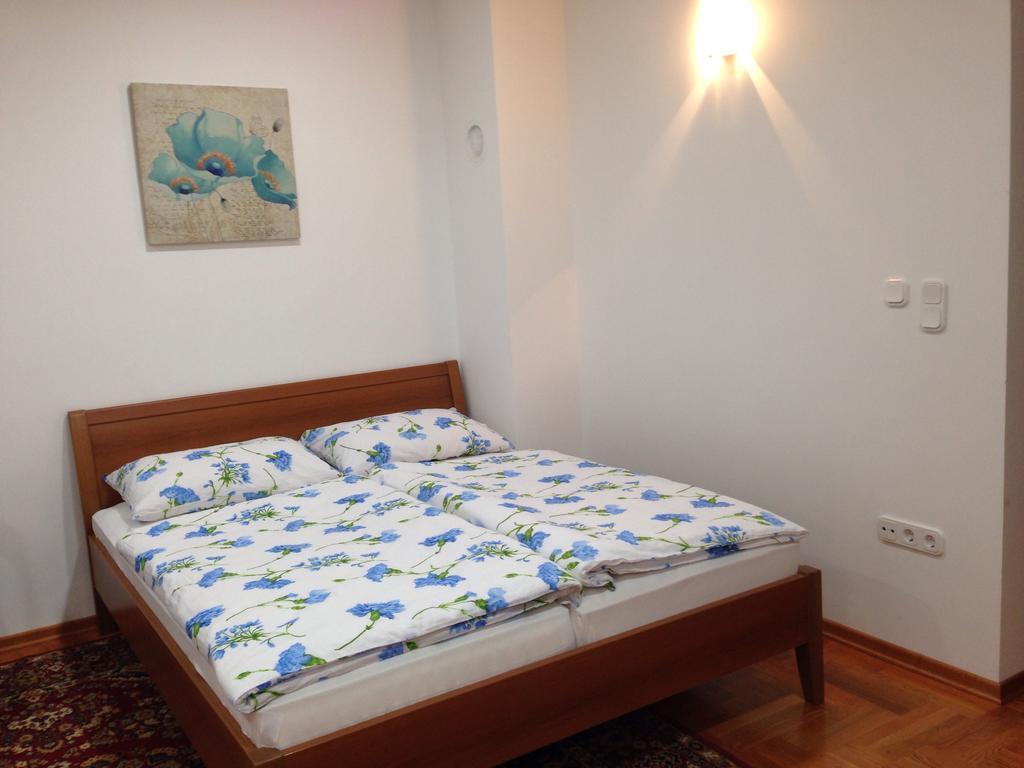 Guest House Seperic Jastrebarsko Quarto foto